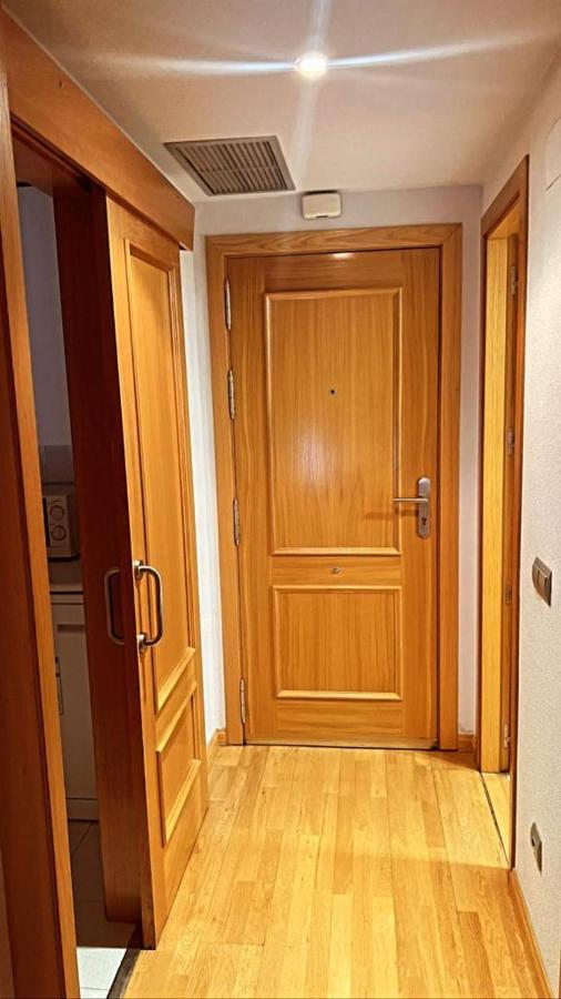 Suites Madrid Belfast 13 Ifema Airport エクステリア 写真